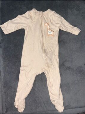 Cream Baby Footed One-Piece with Giraffe Accent
